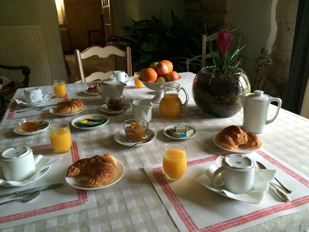 Bed and Breakfast La Ferme St Michel Solerieux Экстерьер фото