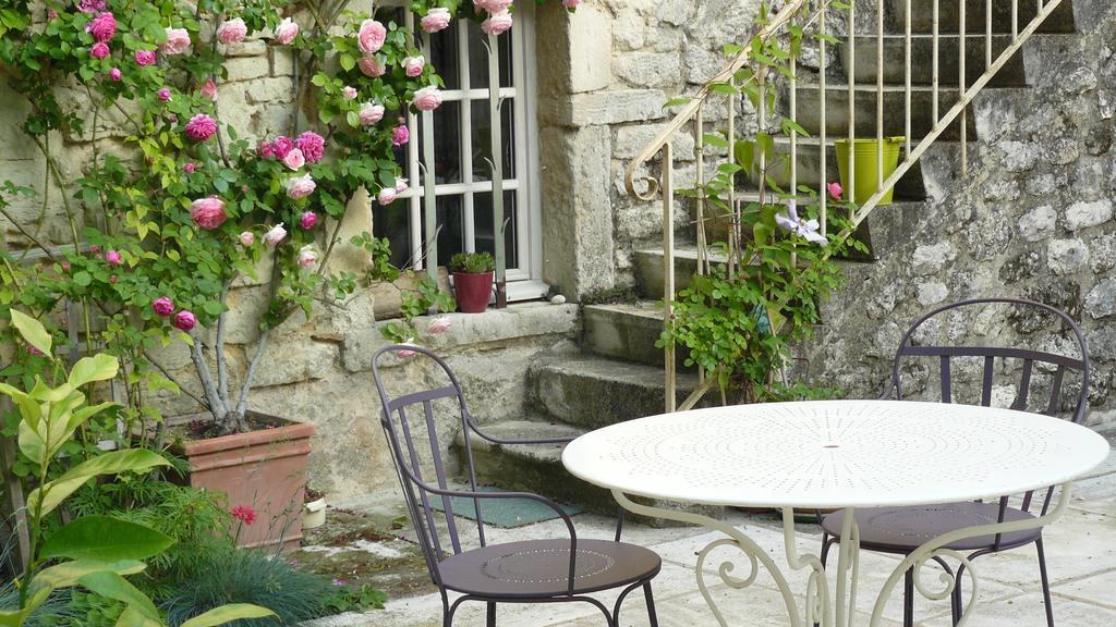 Bed and Breakfast La Ferme St Michel Solerieux Экстерьер фото